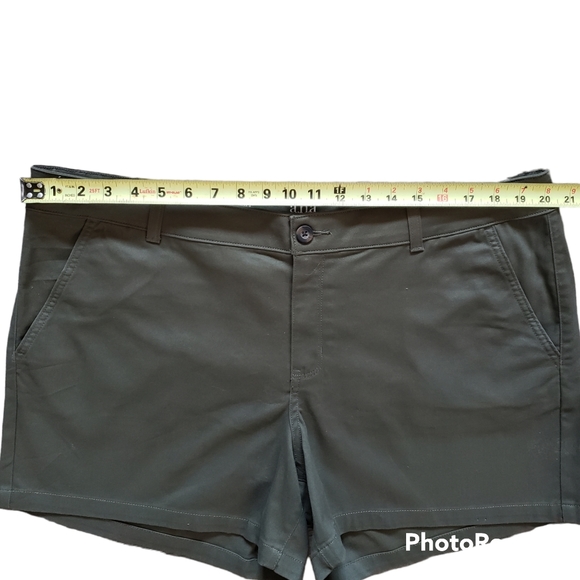 ANA A New Approach Womens High Rise Olive Green Twill Shorts Size 20 - Picture 5 of 7